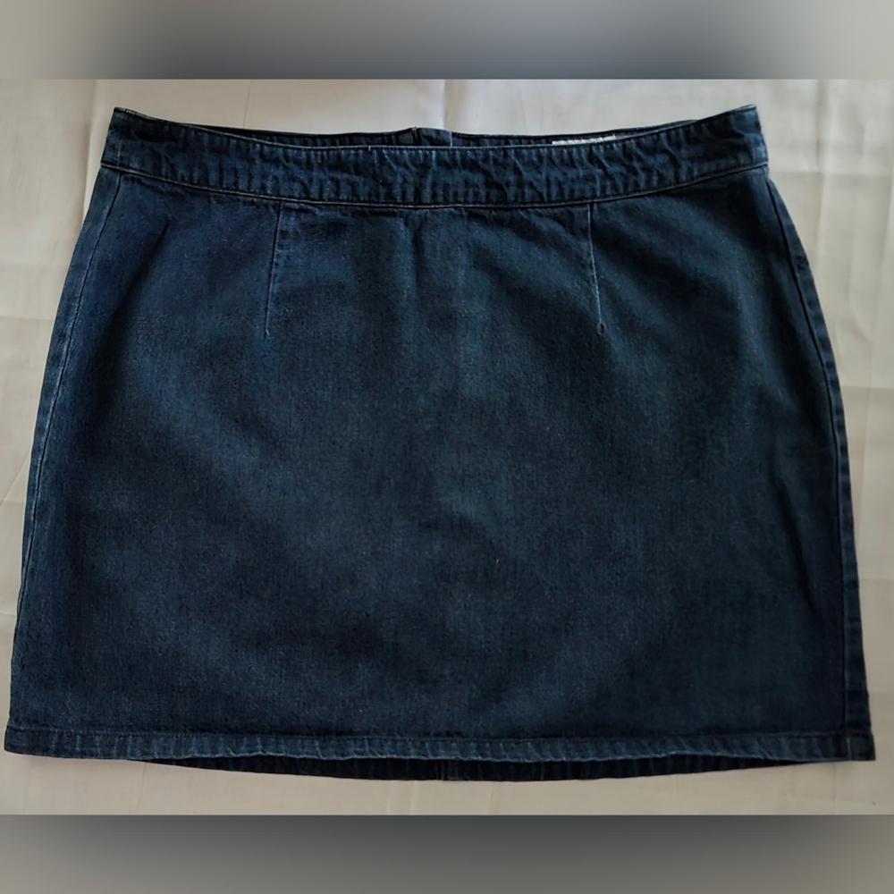 Ladies Old Navy Denim Mini Skirt Sz 14 Euc